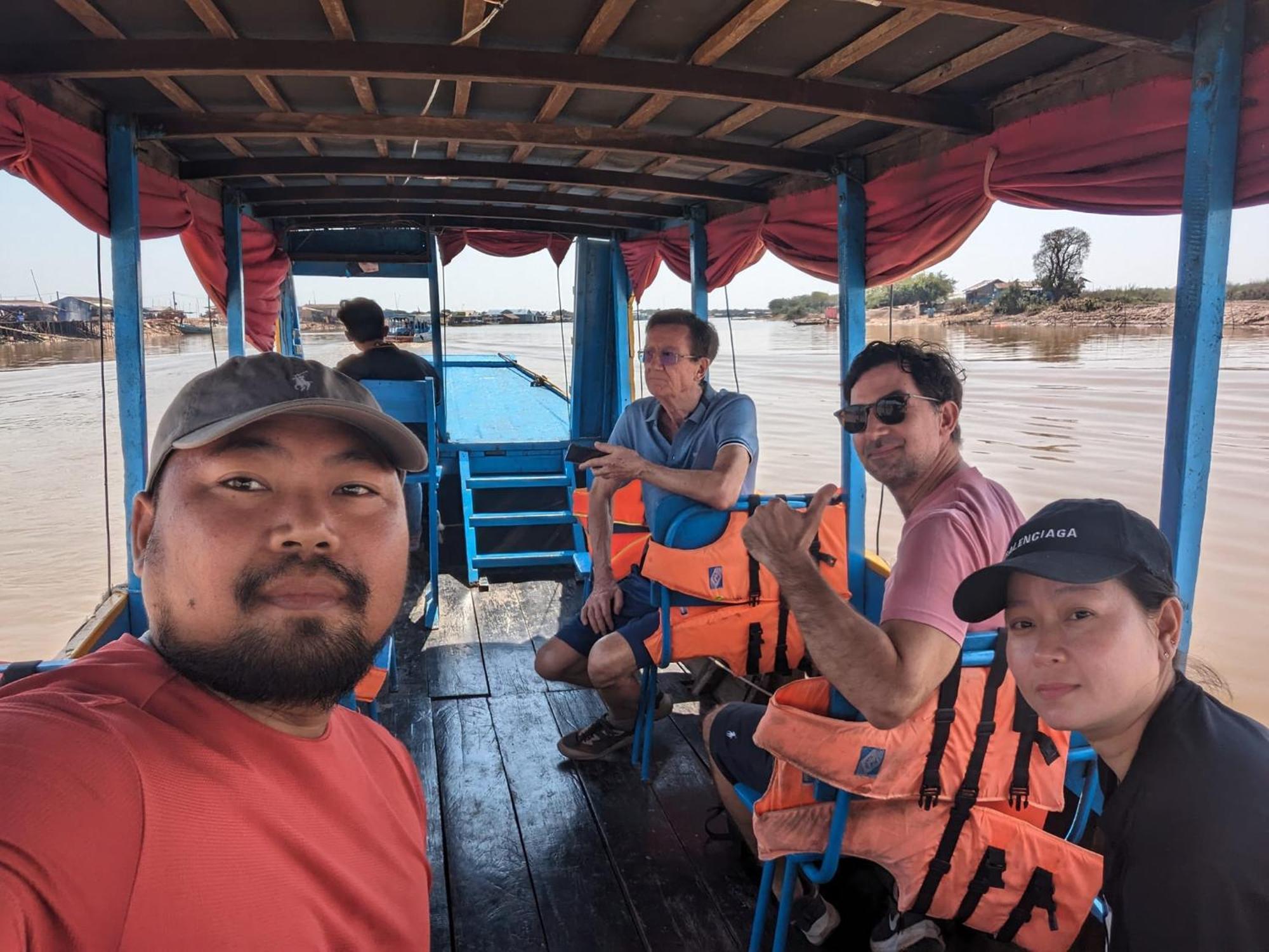 St 63 Home Stay & Tour Kampong Khleang מראה חיצוני תמונה